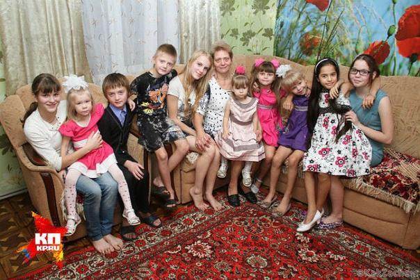 История многодетной мамы из Нижнего Новгорода. Женщина растит 21 ребёнка!