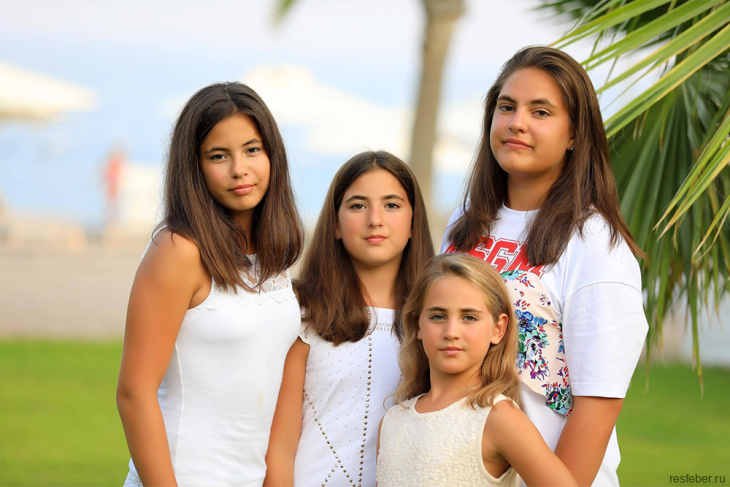 Мама 10-х детей, жена главы Владикавказа раскрыла секрет своей красоты и молодости