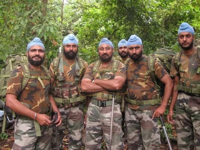 Посмотрев на фото индийской армии, вы больше не будете смеяться над их фильмами