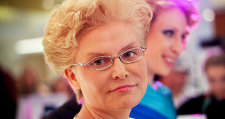 Телеведущая Елена Малышева заявила, что женщины в возрасте 50+ не нужны природе и она от них избавляется